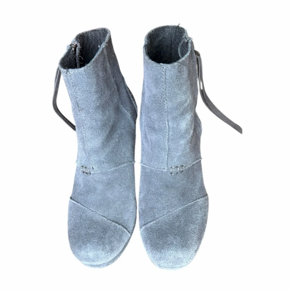Tom's Dark Grey Suede Desert Wedge High Bootie, like new!